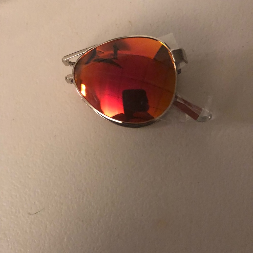 Foldable Aviator Sunglasses. Unisex. - Picture 2 of 5
